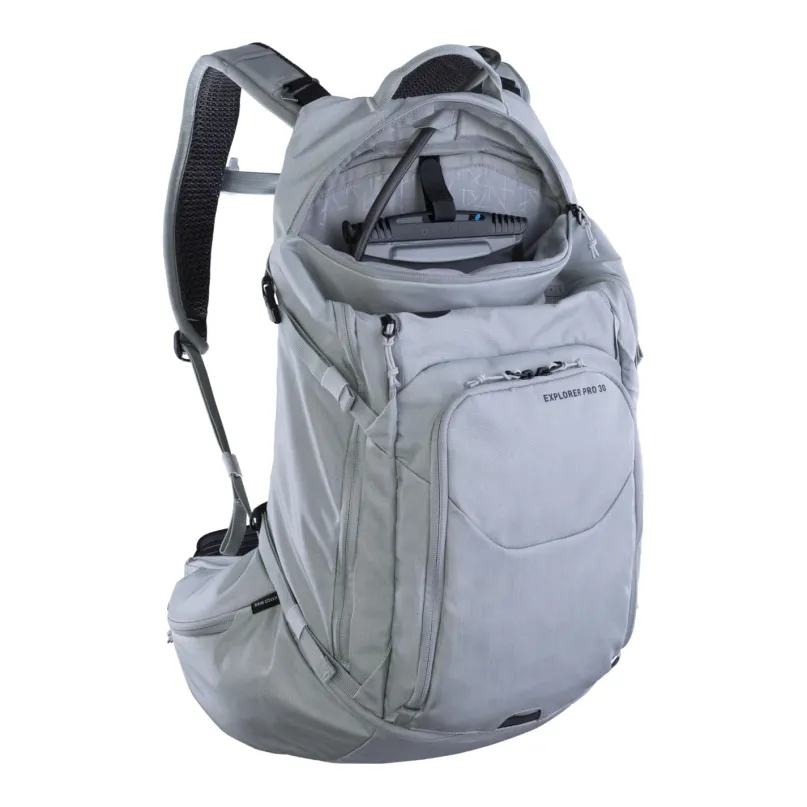 Explorer Pro 30 Fahrradrucksack silber
