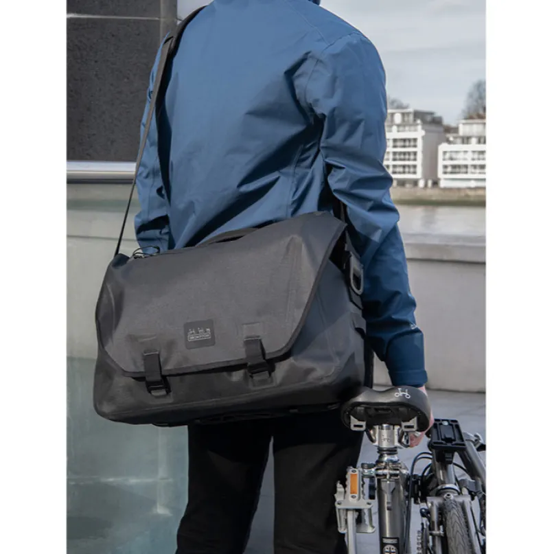 Metro Waterproof Bag Large Fahrradtasche