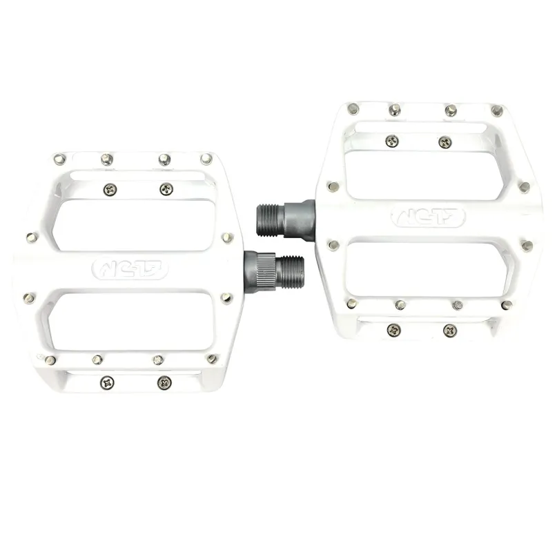 NC17 STD ll Pro MTB Plattformpedal