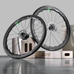 353 NSW 28“ Rennrad Laufradsatz mit Luftdrucksensor
