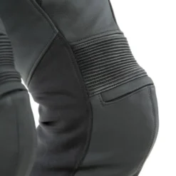Pony 3 Lederhose